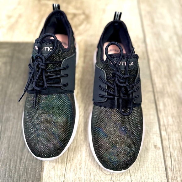 Brand New Gorgeous Nautica Rainbow Iridescent Slide on Girls Gym Shoes 5 - Picture 1 of 13